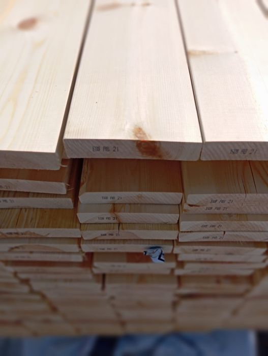 Kantówka,słup, drewno konstrukcyjne,belka,łata,deska elewacyjna