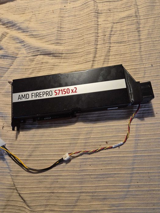 AMD FirePro S7150 x2 SR_IOV GPU com blower