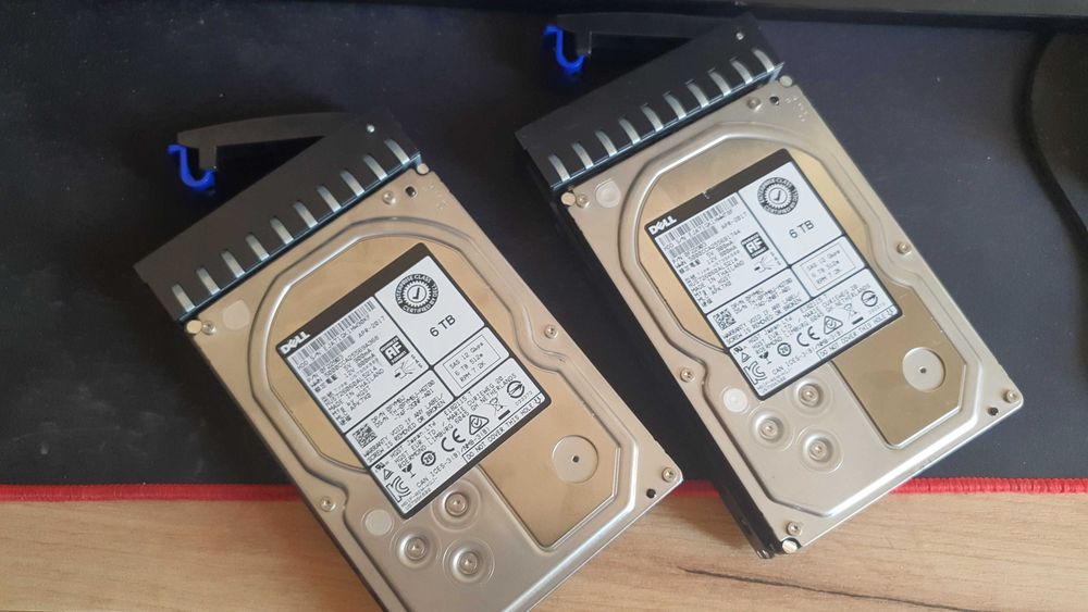dwa dyski hdd SAS 3,5'' 6TB