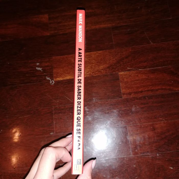 Livro - A arte Subtil de saber dizer que se f*da