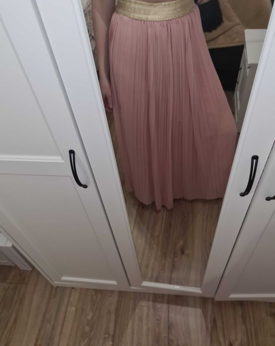 Plisowana spódnica długa rózowa