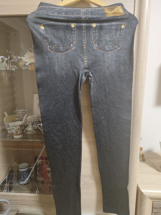 Legginsy czarne śliskie w typie jeansów L