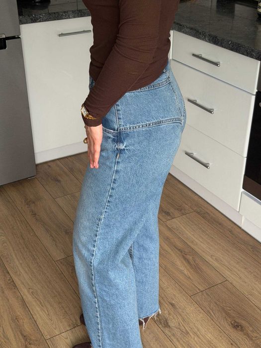 Джинси жіночі блакитні з імітацією трусиків