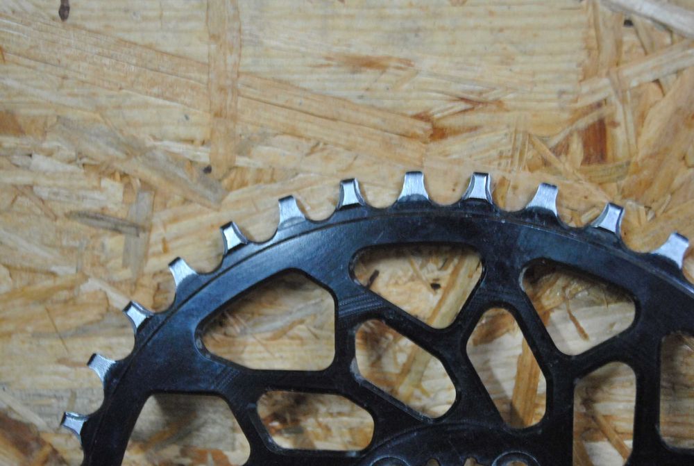 Zębatka Absoluteblack Oval Sram CX1 Direct Mount czarny 38T