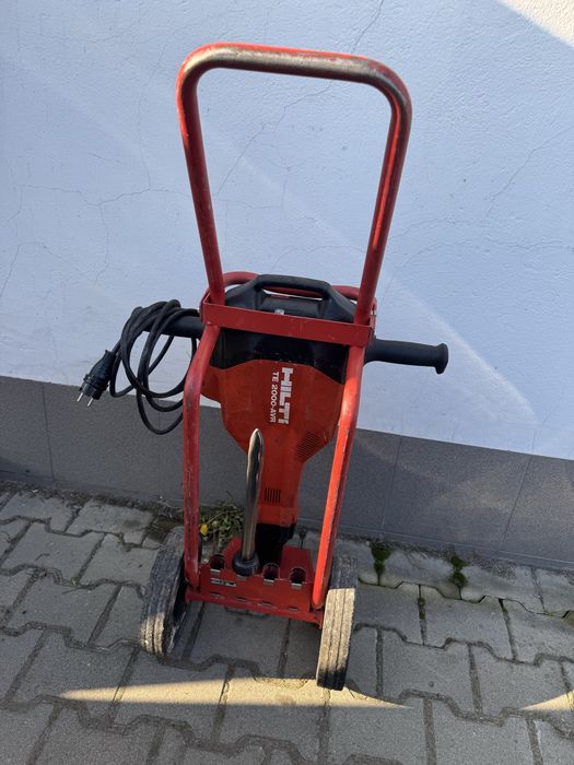 Mlot Hilti TE 2000 AVR na wózku używany sprawny