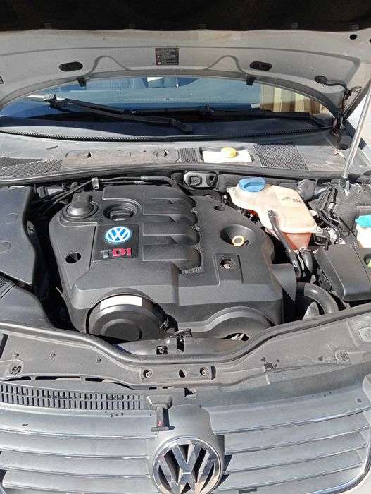 Volkswagen Passat 1.9 TDI (2003) – Excelente Estado / 289.000 km
