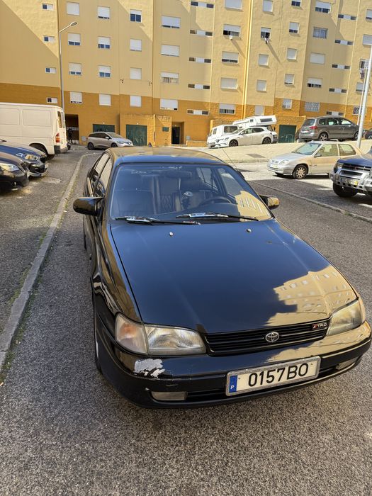 Toyota carina  1600