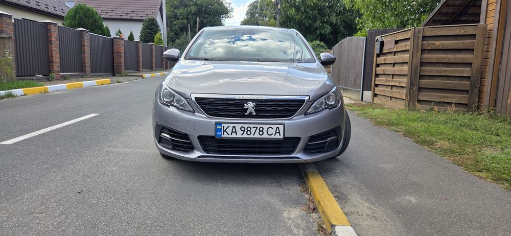 Peugeot 308sw 2018 року