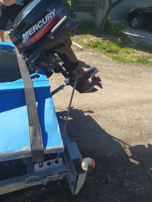 Продам лодку Южанка