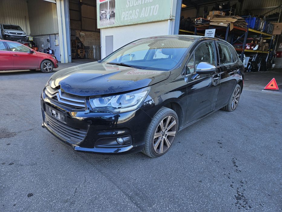 Citroën C4 II 1.6 BlueHDi de 2016 para peças