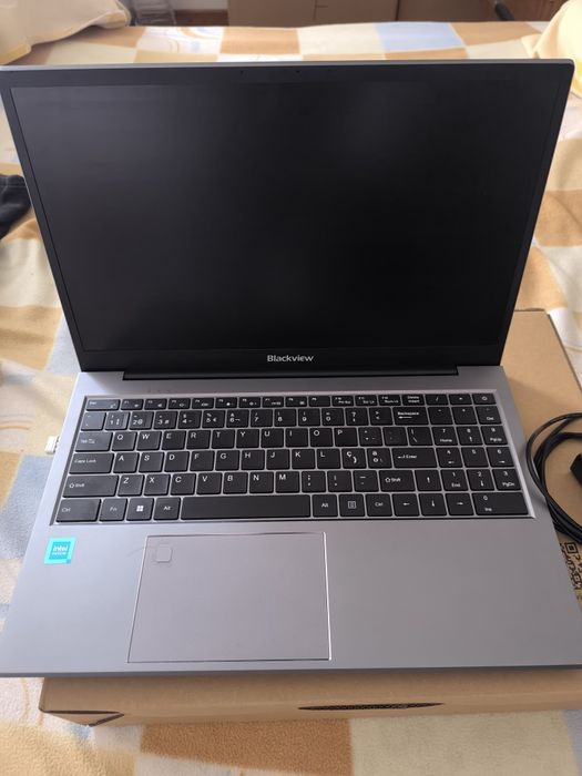 Portátil BlackView 15.6" 16GB RAM