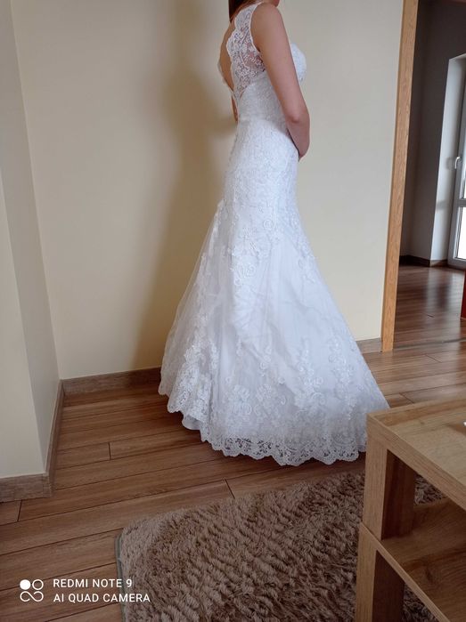 Koronkowa Suknia Ślubna