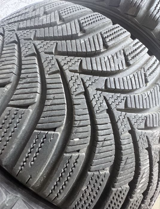 225/45/17 idealne 7,5mm cena za 4szt Hankook Winter icept
