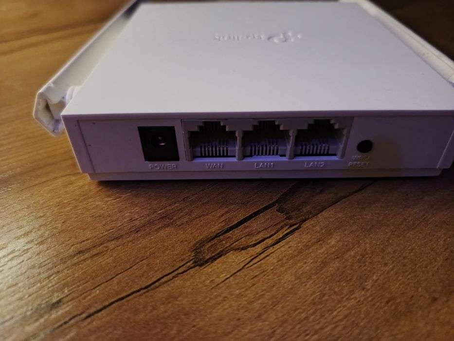 Продам TP-link TL-WR820N