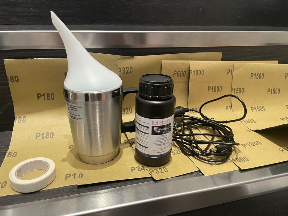 Maquina de Polir Farois a vapor com 200 ml de liquido e varias Lixas