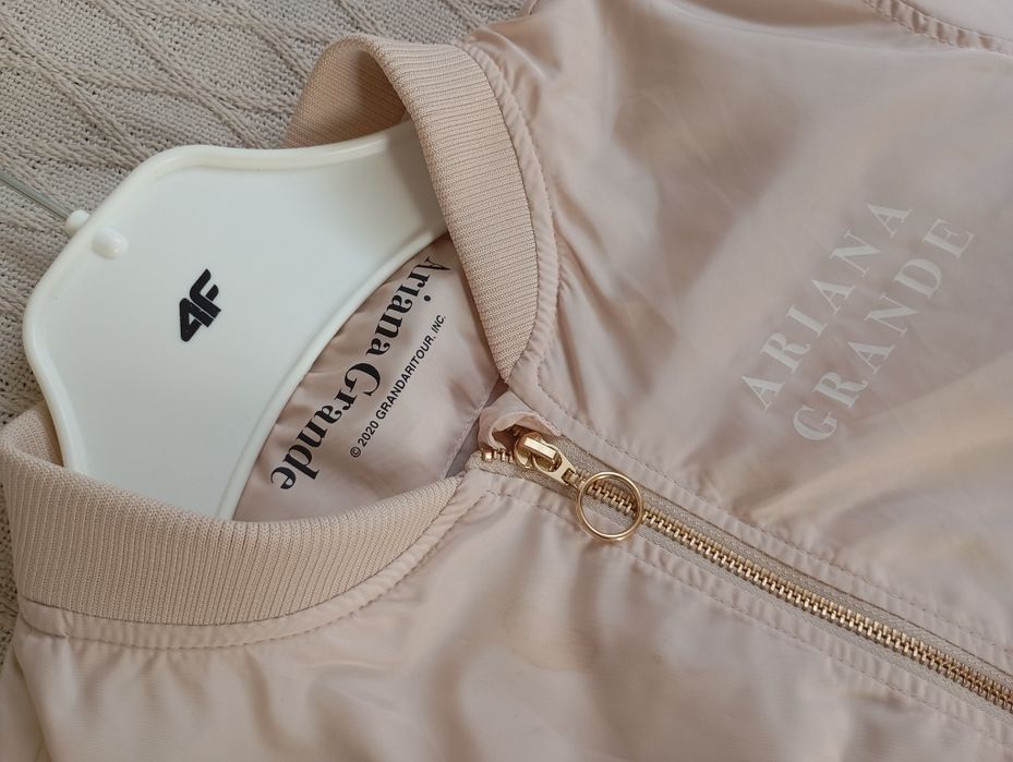 H&M pudrowobeżowa kurtka Bomberman Ariana Grande 14-16 lat XS-S