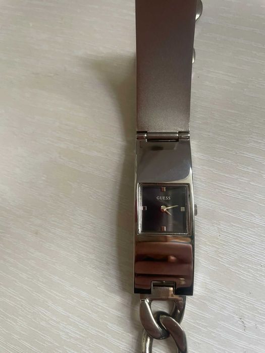 Zegarek damski GUESS