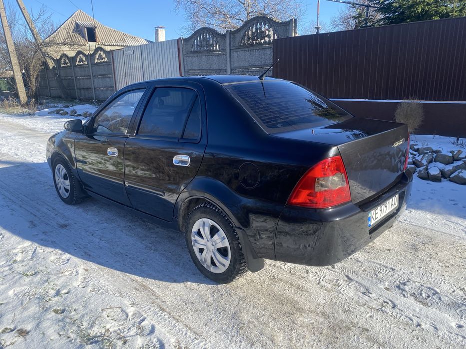 Geelу СК Кожаний Салон