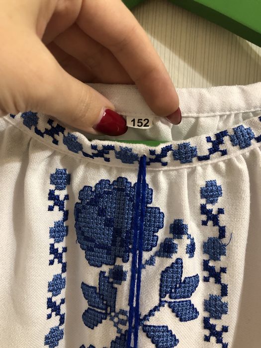 Вишиванка для дівчинки