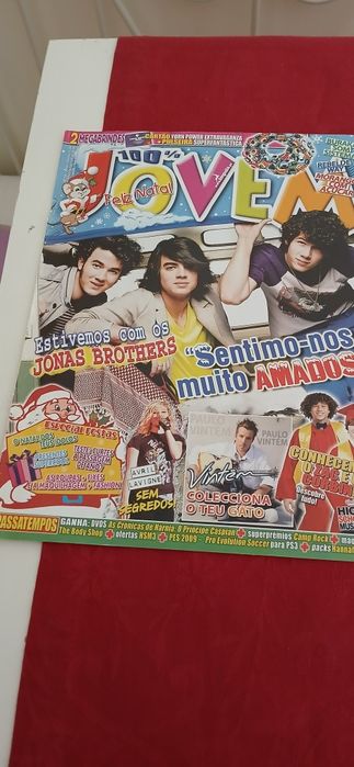 Capa Jonas Brothers  + Artigo