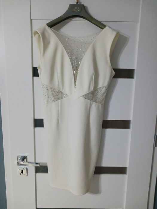 Sukienka ecru rozm. L