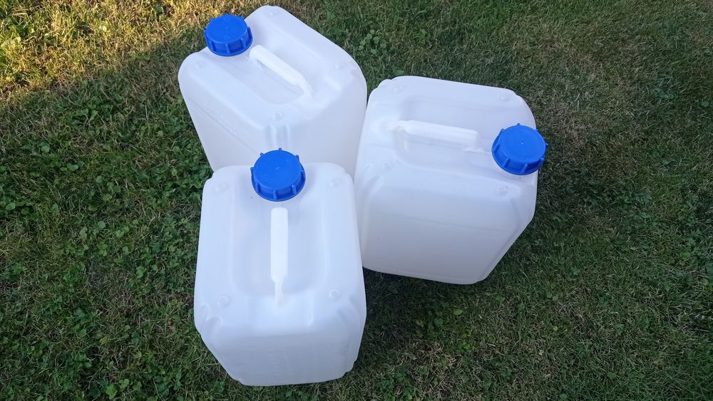 Kanister 10 litrów  Czyste .