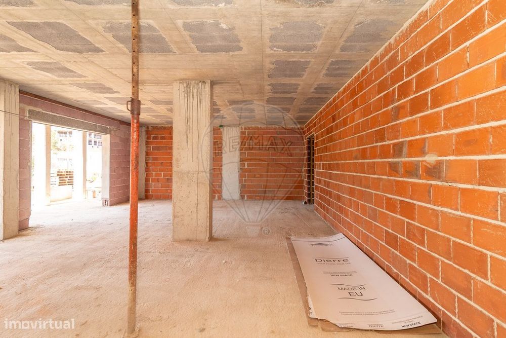Apartamento T4 para venda