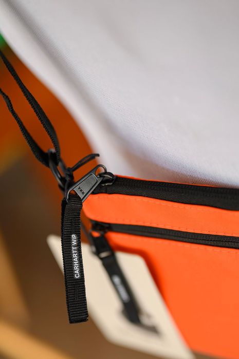 Bolsa Carhartt nova