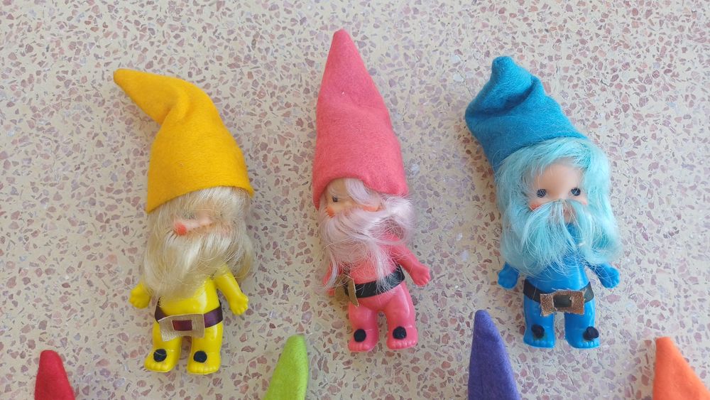 7 anões (Branca de Neve das Barriguitas)