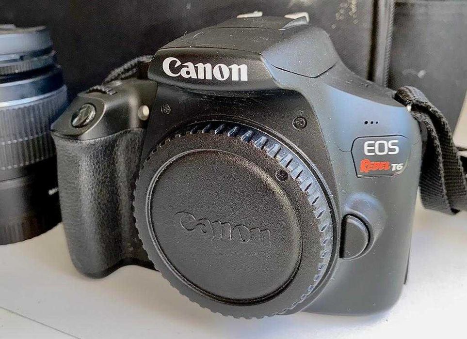 Camera CANON REBEL T6 (inclui acessórios)