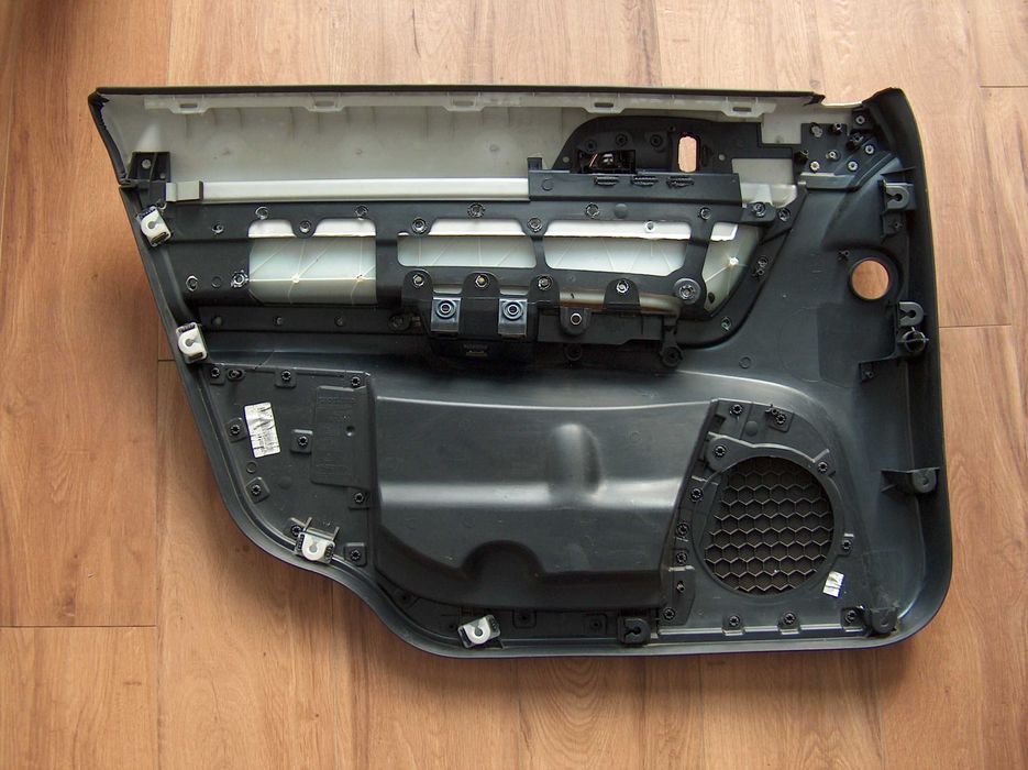 Tapicerka / boczki drzwi przednich Volvo S40 / V50 2007+