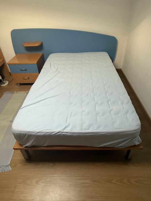 Cama + Colchão de jovem adulto