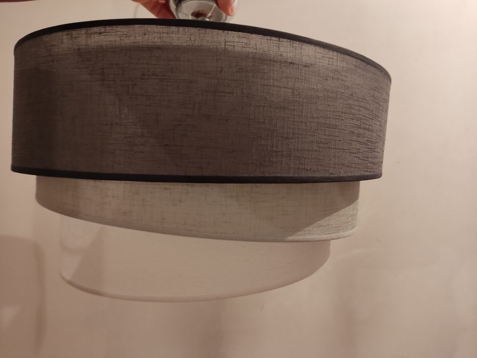 Lampa sufitowa wisząca wewnętrzne oświetlenie