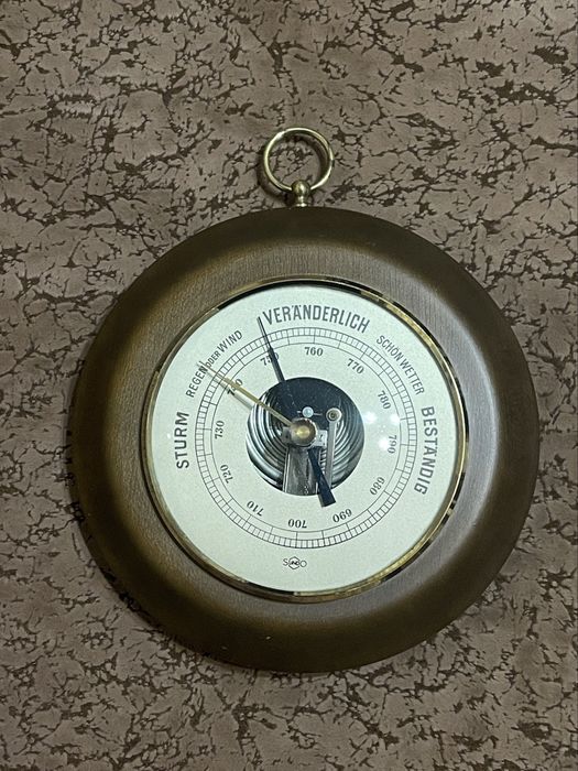 Німецький барометр Sundo у дерев’яному корпусі (Вінтаж).
