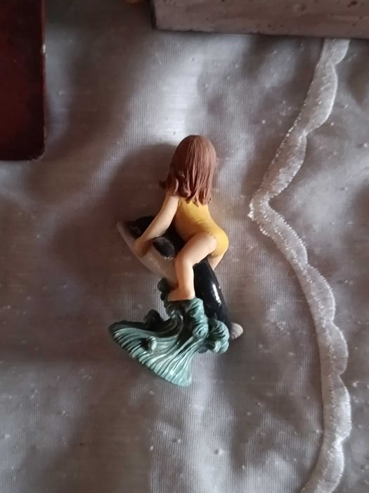 Relógio e Figuras decorativas antigas