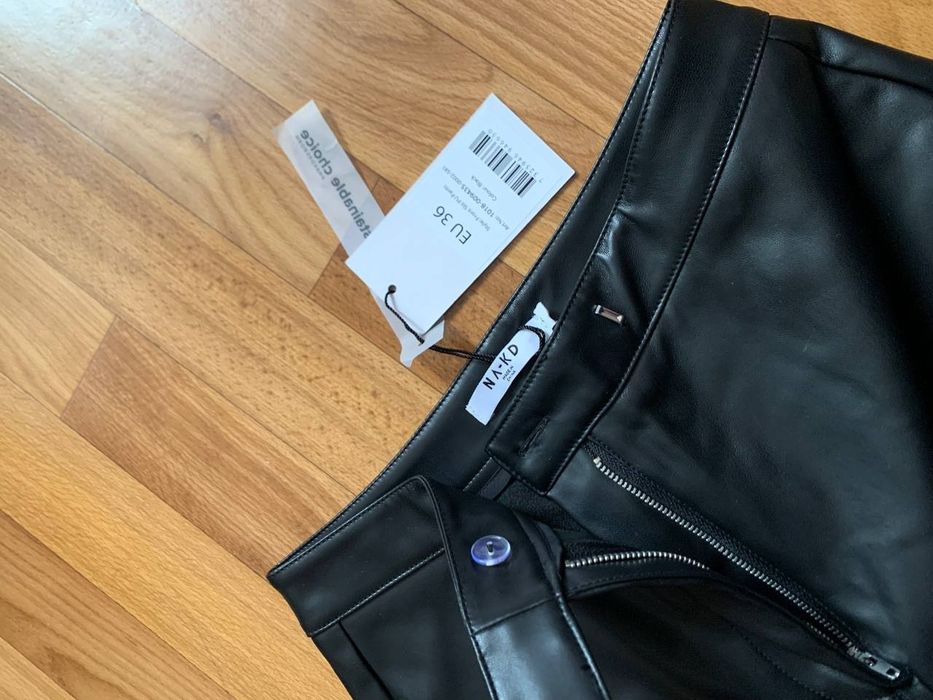 Шкіряні штани NA-KD 36розмір