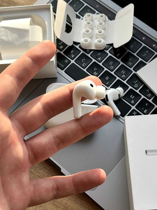 Магазин б/у Лівий AirPods Pro 3 A3064 A3122 A3063 Оригинал