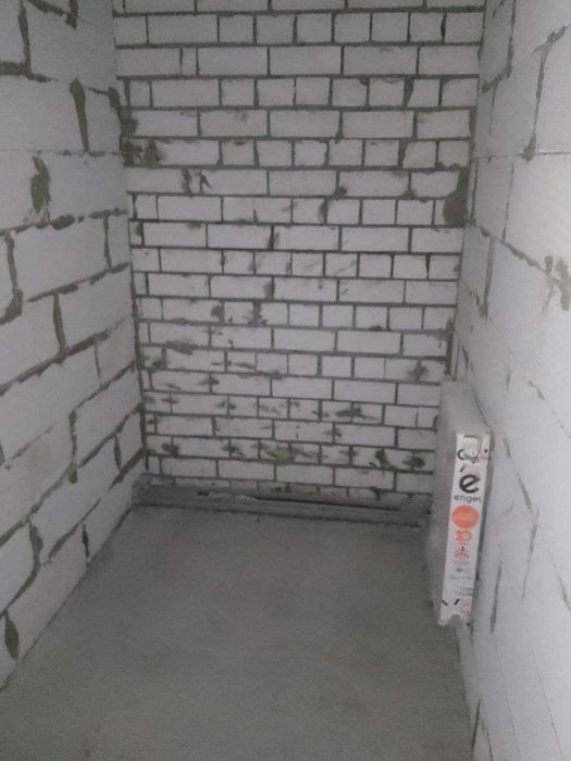 2 кімнатна  в новому будинку з індивідуальним опаленням на пр-ті Миру