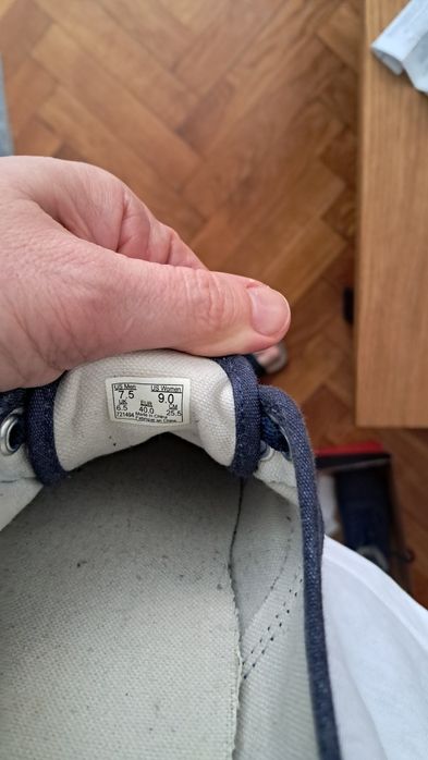 Tenisówki Vans niebieskie roz. 40