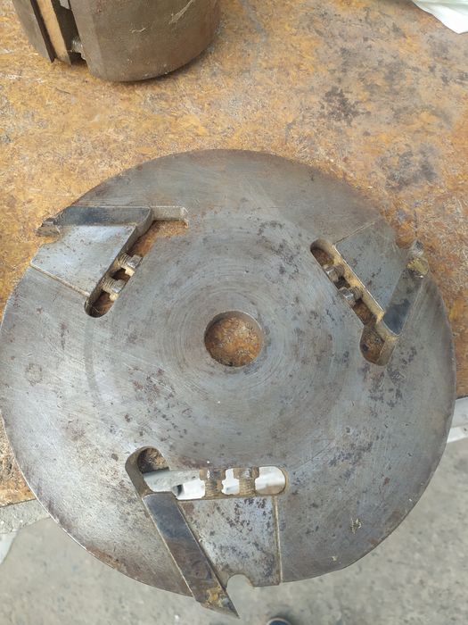 Фреза по дереву на 3 лезвия