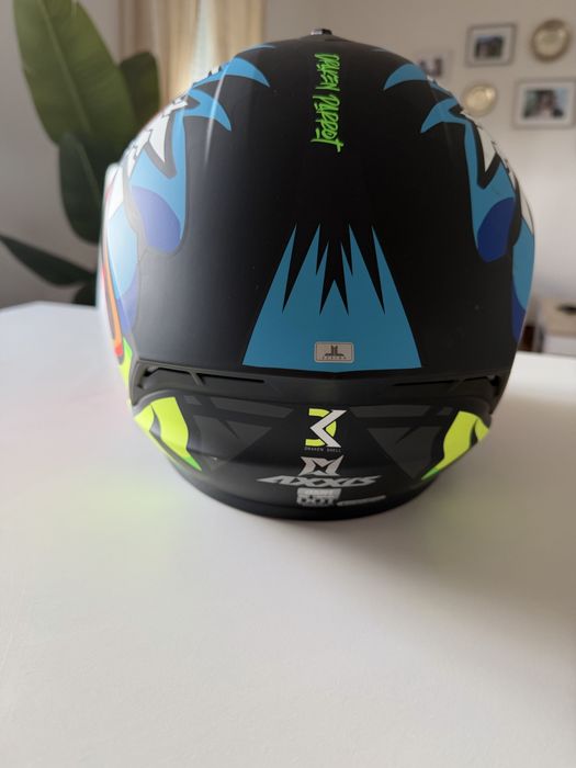 Capacete axxis , tamanho M , novo