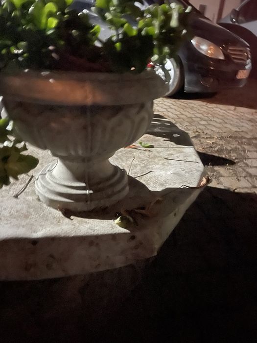 Donice betonowe na kwiaty