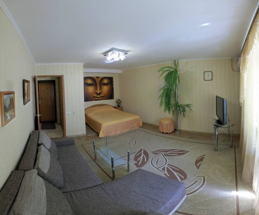 Подобова 2 к. квартира-студія