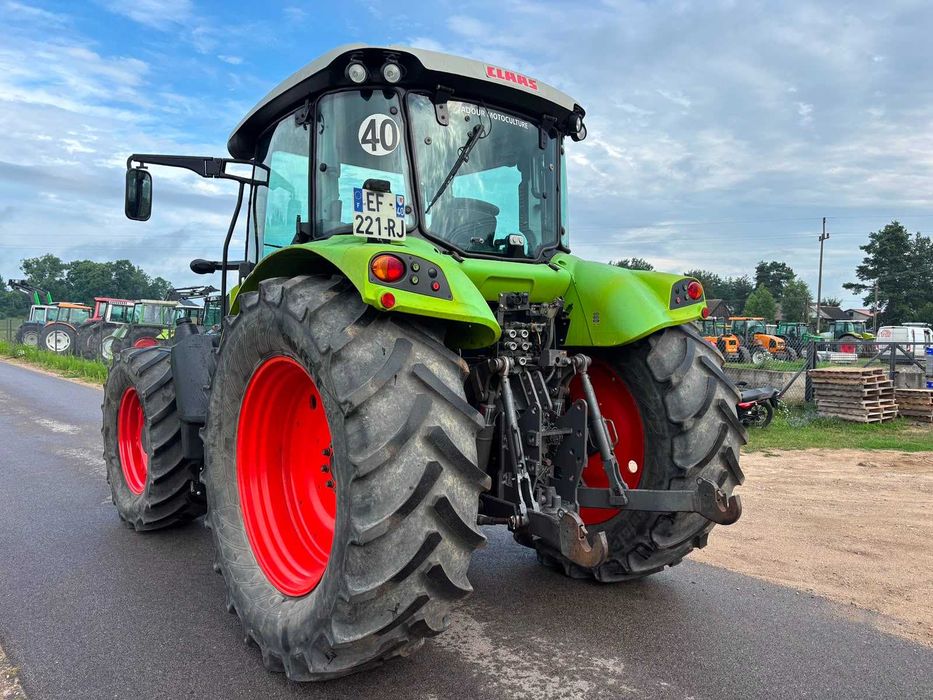 Claas Arion 450 nie Valtra