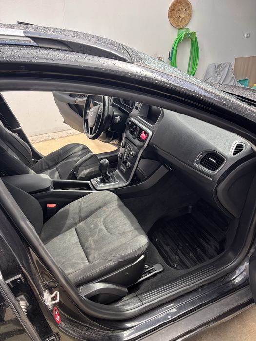 Volvo v40 cross country