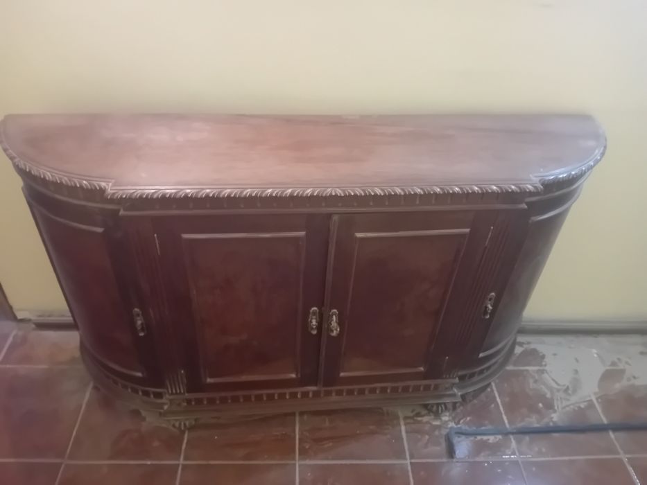 Móvel madeira para restauro
