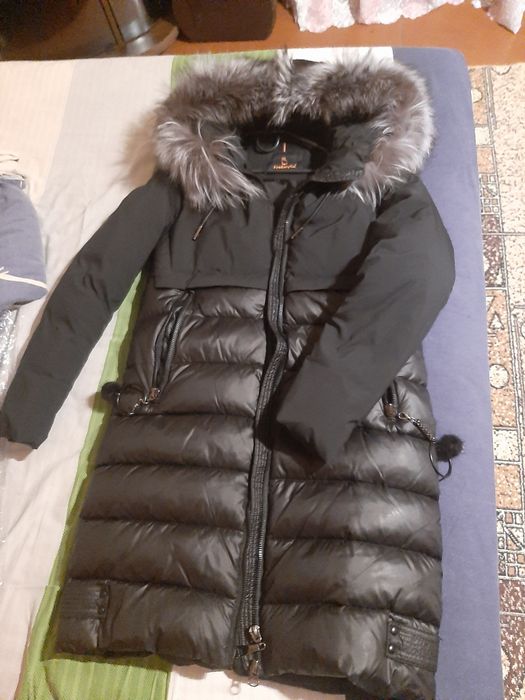 Продаж жіночі куртки