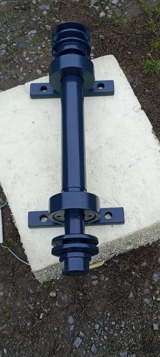 Wałek do piły tarczowej, zwanej również cyrkularką lub krajzegą.