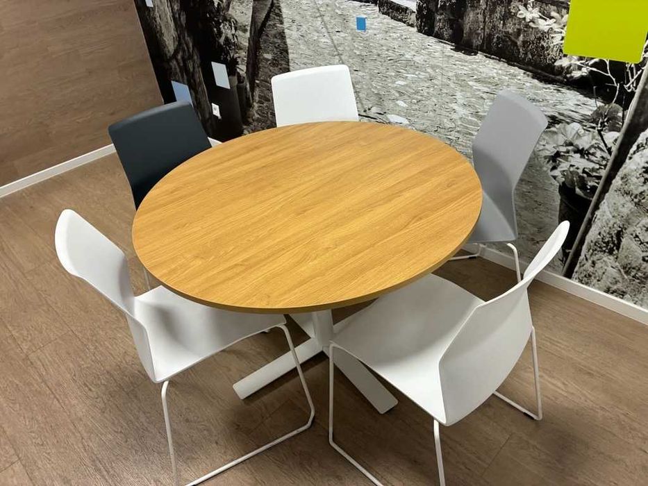 Krzesła Leia na płozach bez podłokietników 5 szt.