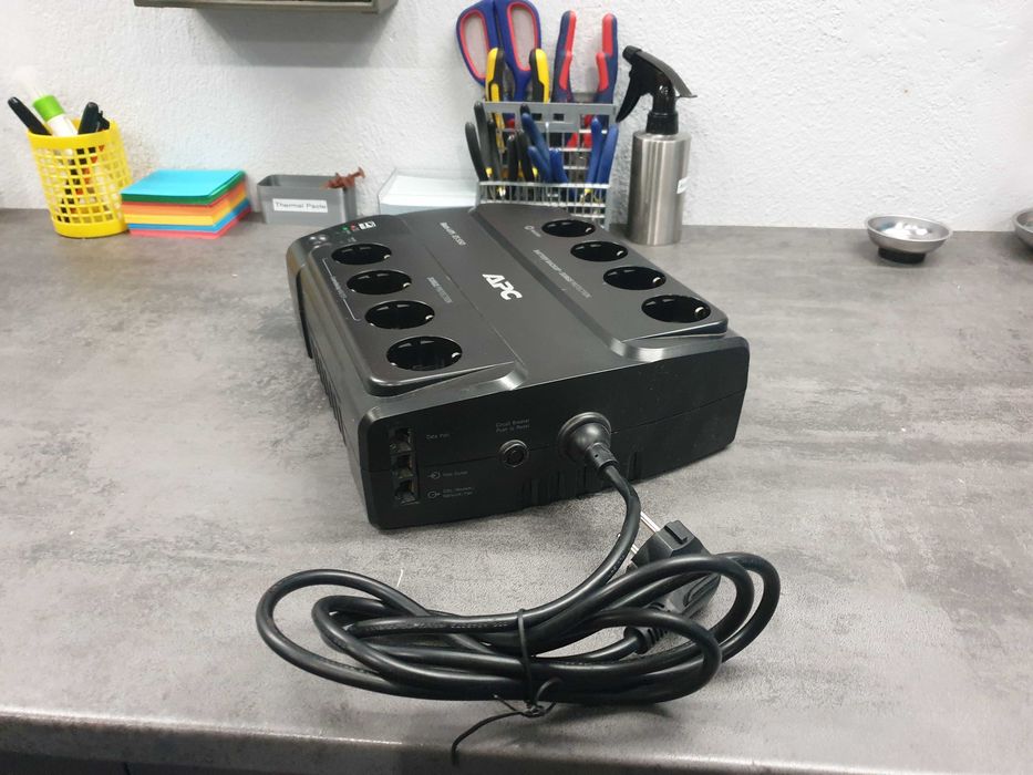 UPS APC Back-Ups ES 550